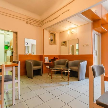 Eitans Guesthouse Будапеща Екстериор снимка